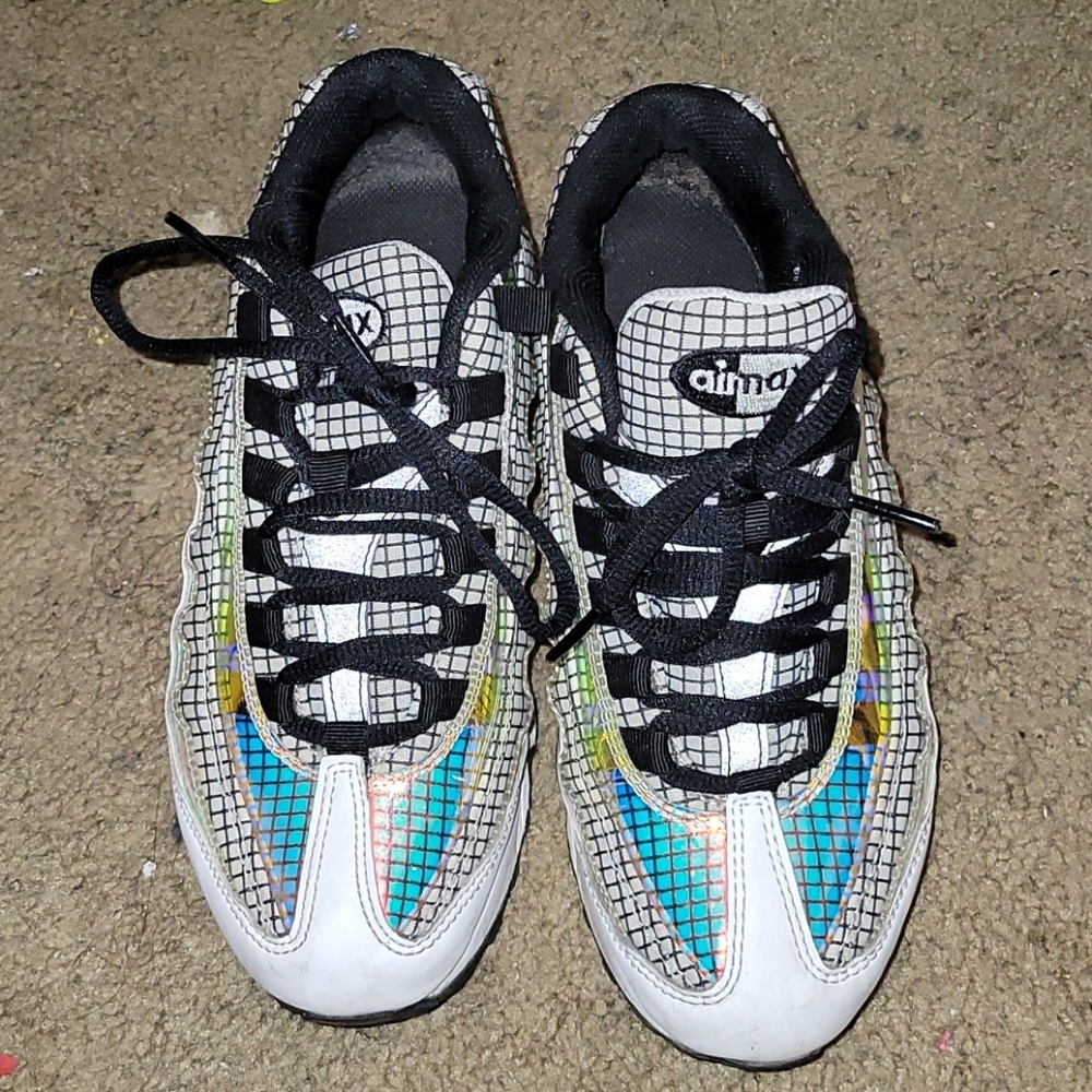 Nike Air max size 5y
